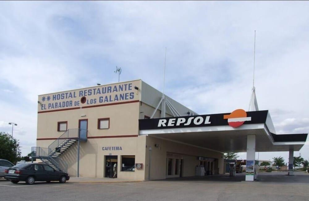 Hotel Hostal Parador De Los Galanes à Manzanares Extérieur photo